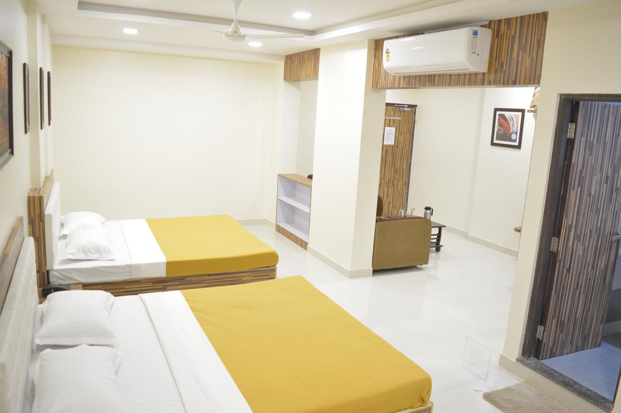 Stayguru Park View Residency Bhuj Exterior foto